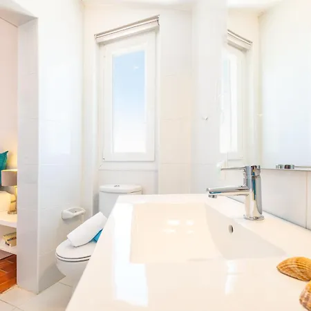 Paradisius - Moradia Moderna Com Piscina Aquecivel E Bbq - *