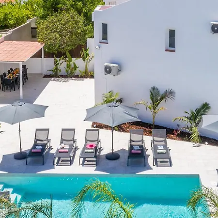 Paradisius - Moradia Moderna Com Piscina Aquecivel E Bbq - Βίλα *
