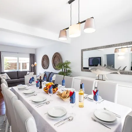 Paradisius - Moradia Moderna Com Piscina Aquecivel E Bbq - * Albufeira