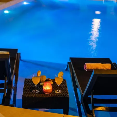 Villa Paradisius - Moradia Moderna Com Piscina Aquecivel E Bbq - Albufeira